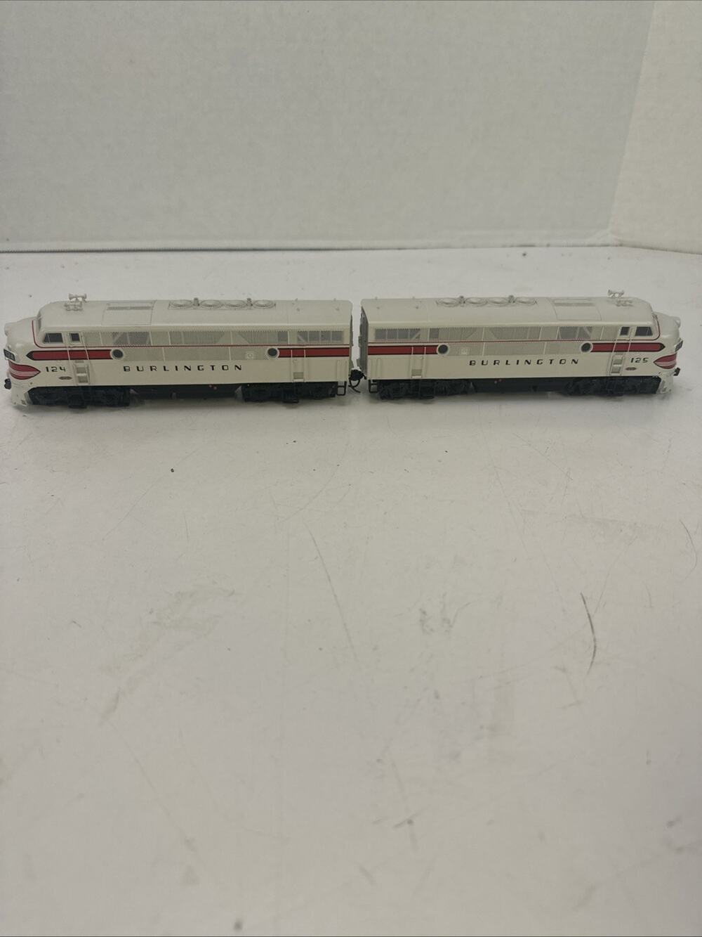 Athearn HO G2503 CB&Q EMD F3A/F3B Diesel Set 135-A & 135-B - DCC Ready